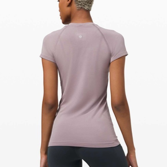Lululemon Swiftly Tech Short-Sleeve Shirt 2.0 - Picture 2 of 5